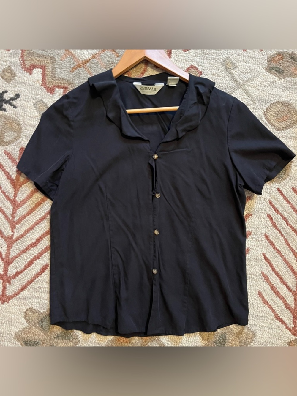 100% silk Orvis Peter Pan Collar Button-up Top